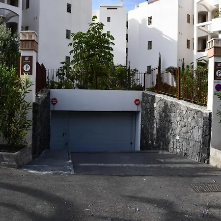 Feriehus Teguise 2-3 Pool View 1b *